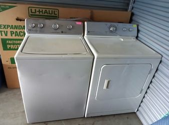 Maytag Washer and Dryer Set