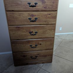 5-Drawer Dresser