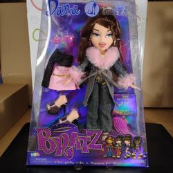 Bratz Original Fashion Doll Dana from Series 3