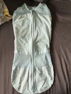 Baby swaddles