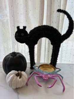 Halloween Decor
