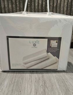 Luxe Home California King 4 Piece Microfiber White Sheet Set. Brand New