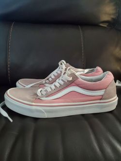 VANS TENNIS SHOES