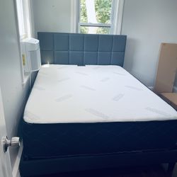 Queen Size Bed Frame & Mattress 12”Thick Brand Confort+Quality Delivery Available All Cities!