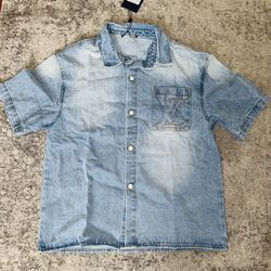 Lv Button Down 