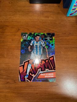 2025-26 PANINI DONRUSS ROAD TO FIFA WORLD CUP 26 OVERSIZED ANGEL DI MARIA KABOOM CARD