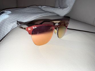 Ray bans sunglasses / sun glasses