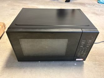 1000W Countertop Microwave – Good Condition