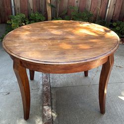 Dinning room table. Real wood