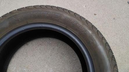 Michelin Defender 195/60/15 88H.