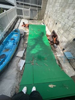 mini skate ramp