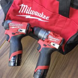  Milwuakee  M12 FUEL 12-Volt Lithium-Ion Brushless Cordless Hammer Drill and Impact Driver Combo Kit w/2 Batteries and Bag (2-Tool)
