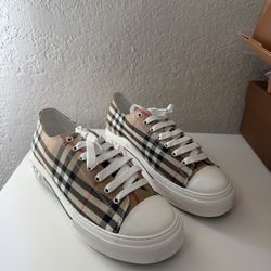 Burberry Shoes