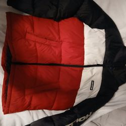 Hollister Puffer