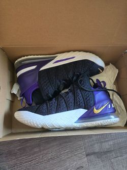 Nike LeBron 18 Basketball Sneakers
