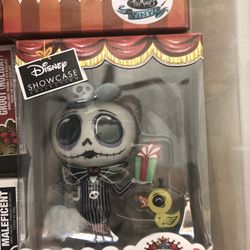 Disney Showcase Collectibles Nightmare Before Christmas Sally And Jack