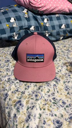 Patagonia P-6 Logo Trucker Hat