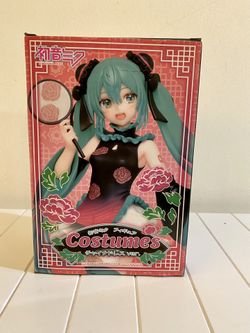 Hatsune Miku “Costumes” Edition 