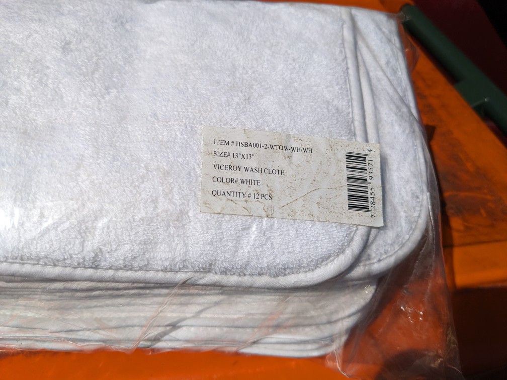 Standard Washcloths / Face Cloths All White Brand New