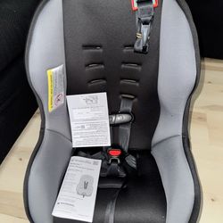 New Evenflo Convertable Car Seat