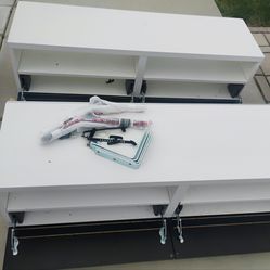 Small dressers/Tv stand