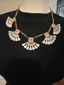 Vintage Necklace * White Fan w/ Gold * Statement * Costume