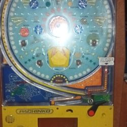 Old Pinball Machine 