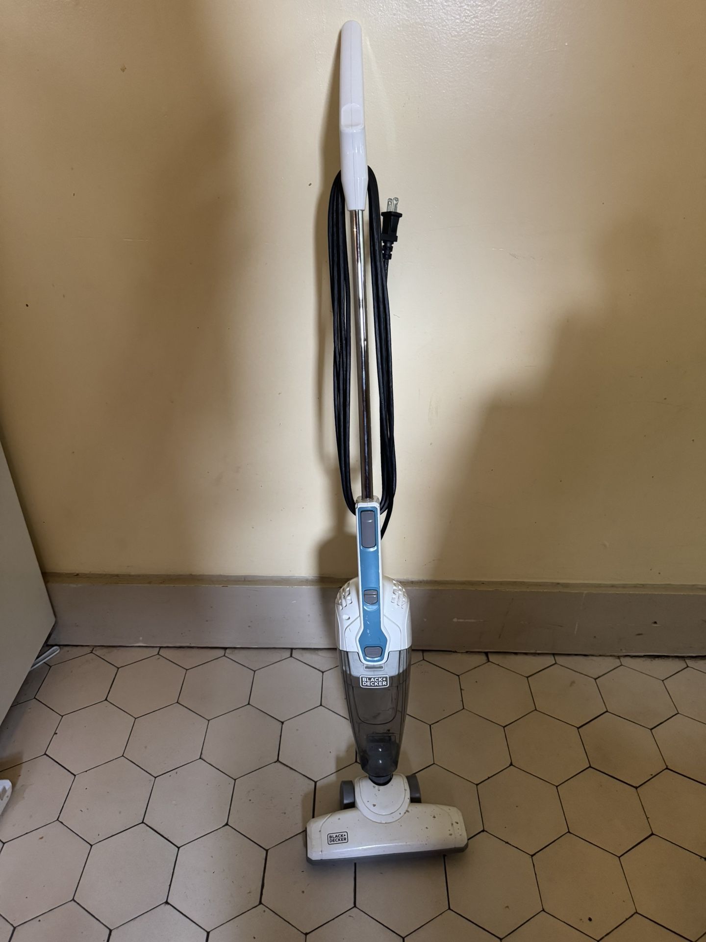 Black And Decker vacuum Cleaner