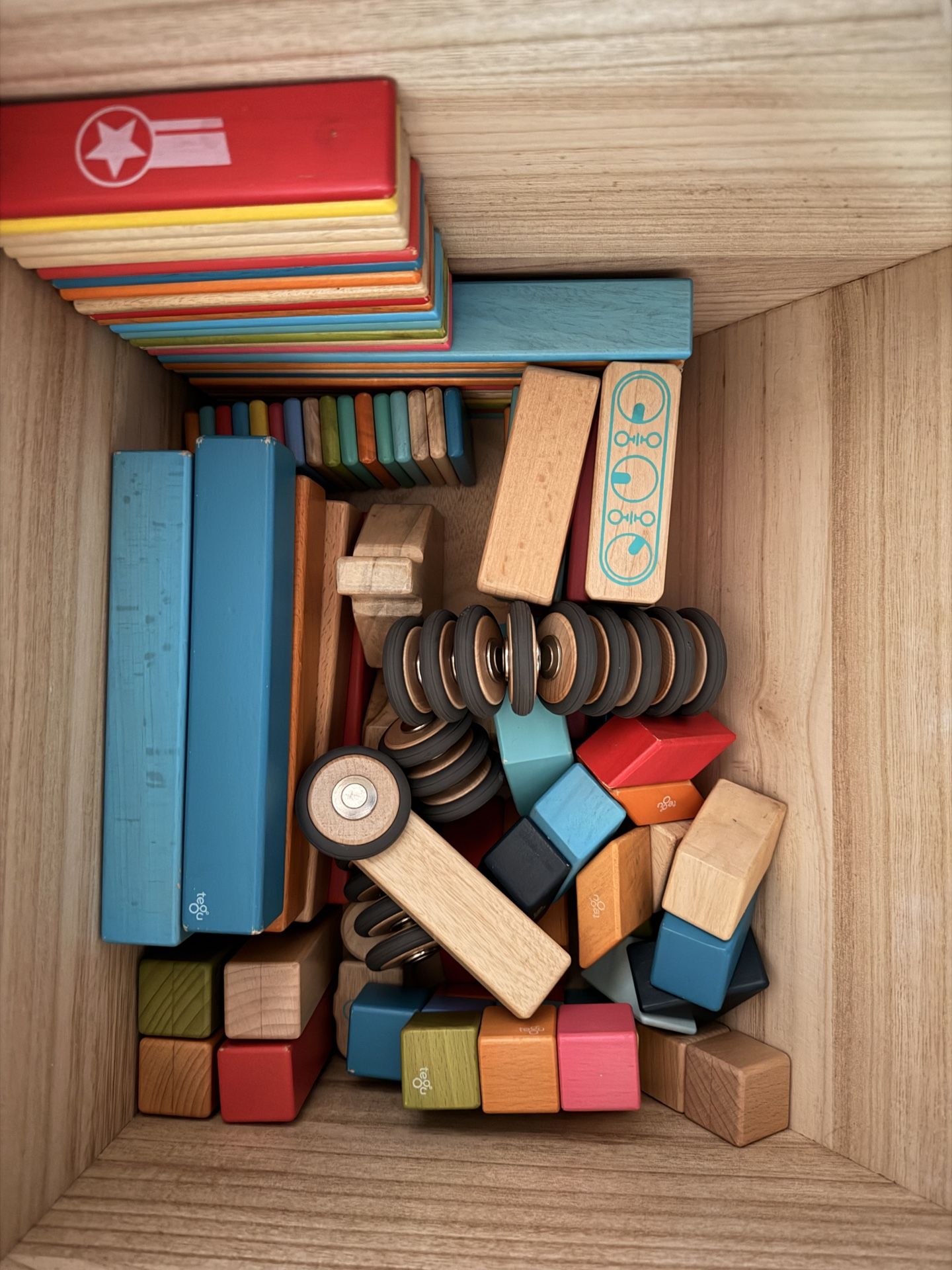 Tegu Magnetic Blocks