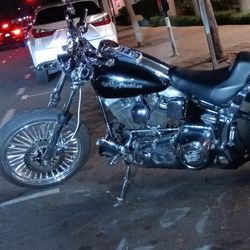 1999 Custom S&S Softtail  Harley Davidson.14k Original Miles Looks and Runs GREAT! current Reg. $3,750 obo