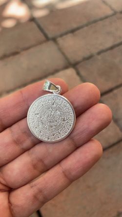 *New* Aztec calendar pendant. Solid .925