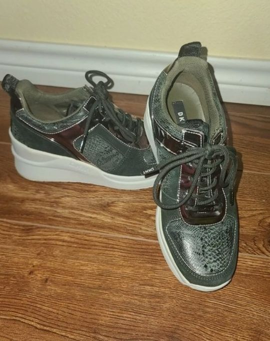 DKNY Green/silver Animal Print Wedges Sneakers Sz.8