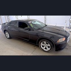 Super Clean Blk Charger Only 3800 Obo Trades And Cash Welcome 
