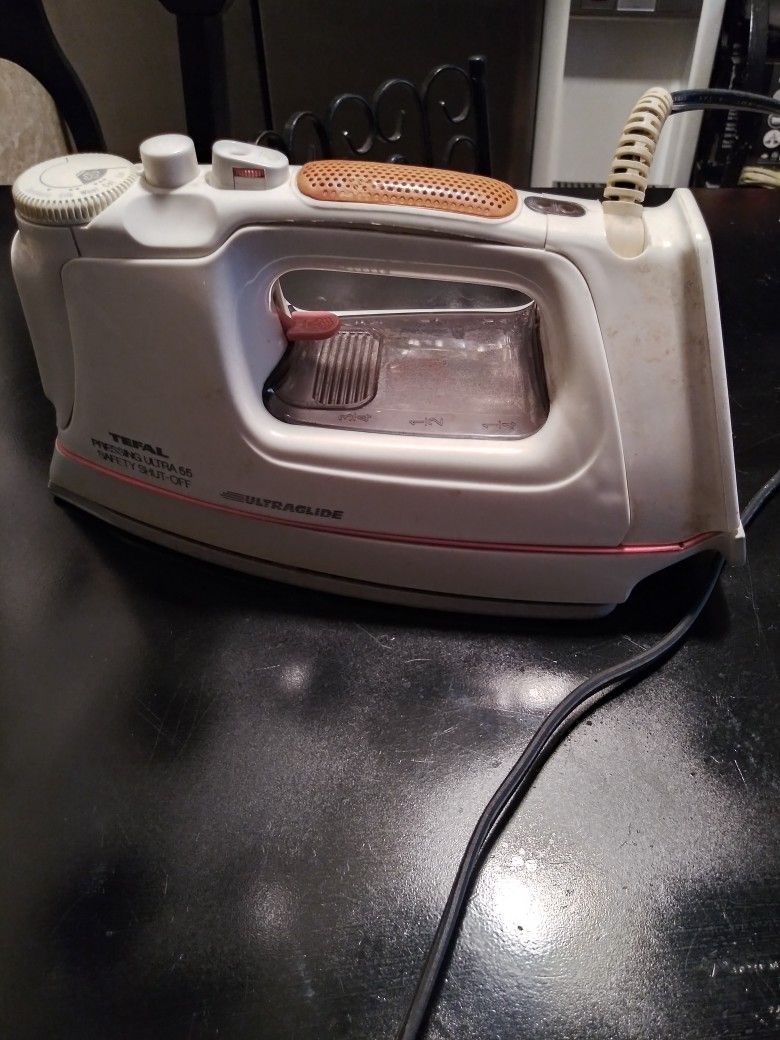 Tefal pressing and steam ultra iron