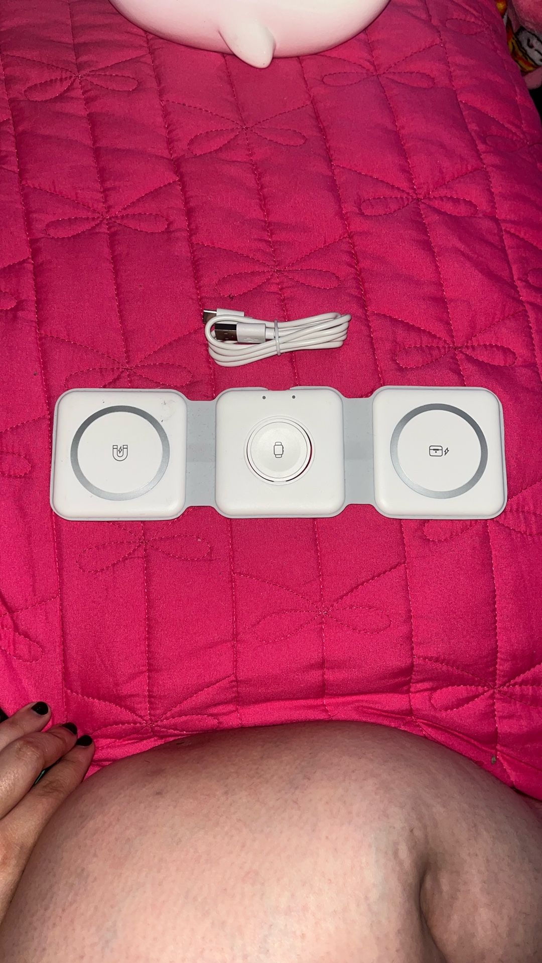 3 In 1 Apple Products Charging Station