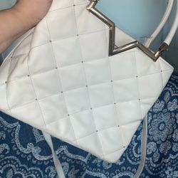 Cute White Bag 🥰🥰🥰🤍