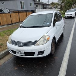 2007 Nissan Versa