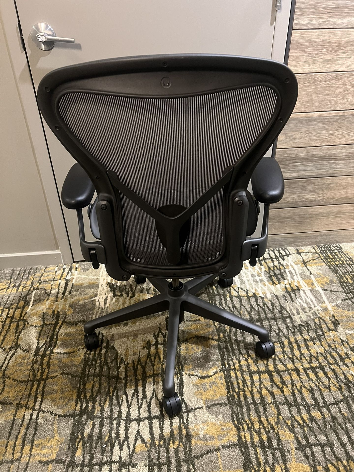 Herman Miller Aeron Chair