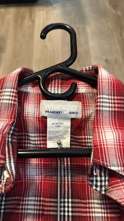 Wrangler Wrancher Plaid Button-Up Shirt Large
