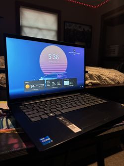 Lenovo IdeaPad 3i 2023 Intel Core i5