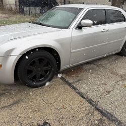 CHRYSLER 300
