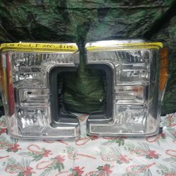2017-19 Ford F-250 L&R Headlight Pair 