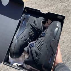 Jordan 4 Black Cat