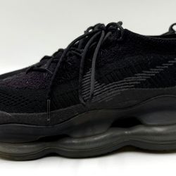 Nike Air Max Men Size 8.5 Scorpion Flyknit Triple Black Sneakers Shoes