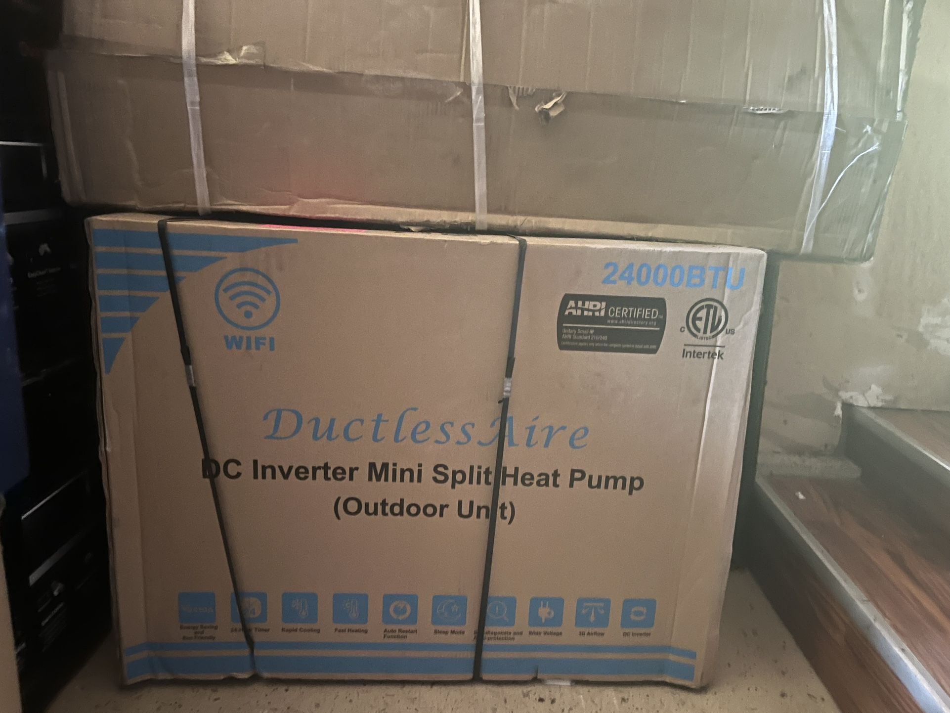24,000 BTU 18 SEER2 Ductless Mini-Split Inverter+ Air Conditioner Heat Pump System Full Set
