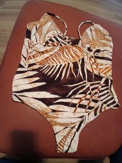 One-Piece Swimsuit Tropical Leaf Print Sz 22
