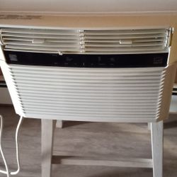 Kenmore 12000 BTU window air conditioner