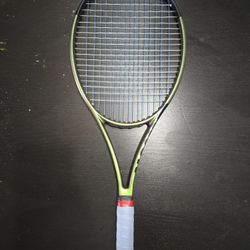 Wilson Blade 98 V8 16×19 (Used)