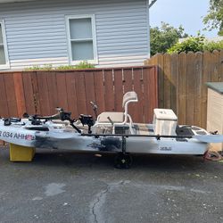 Kaku Zulu Pedal/Paddle Fishing Kayak for Sale in Portland, OR - OfferUp