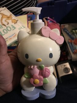 Hello kitty soap pump
